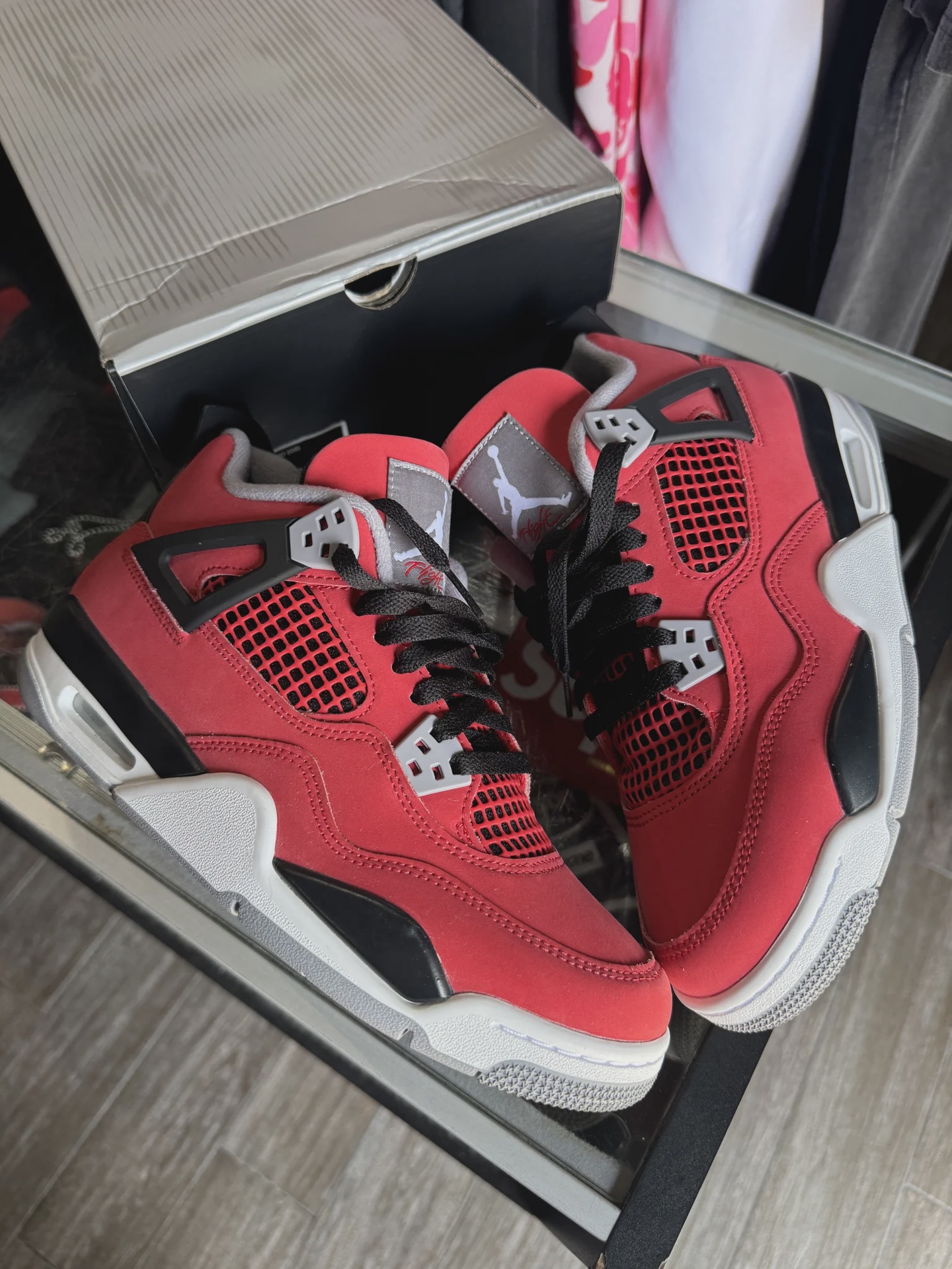 Jordan Air Jordan 4 Retro Toro Bravo (2026) (Grade School) - Size US Y 7