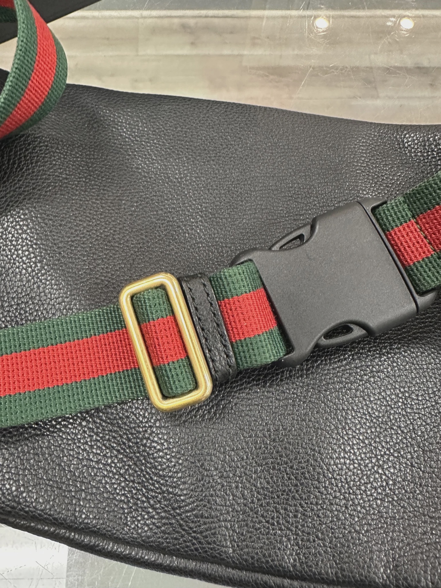 Gucci Bag • Pre-Owned [9564] 4