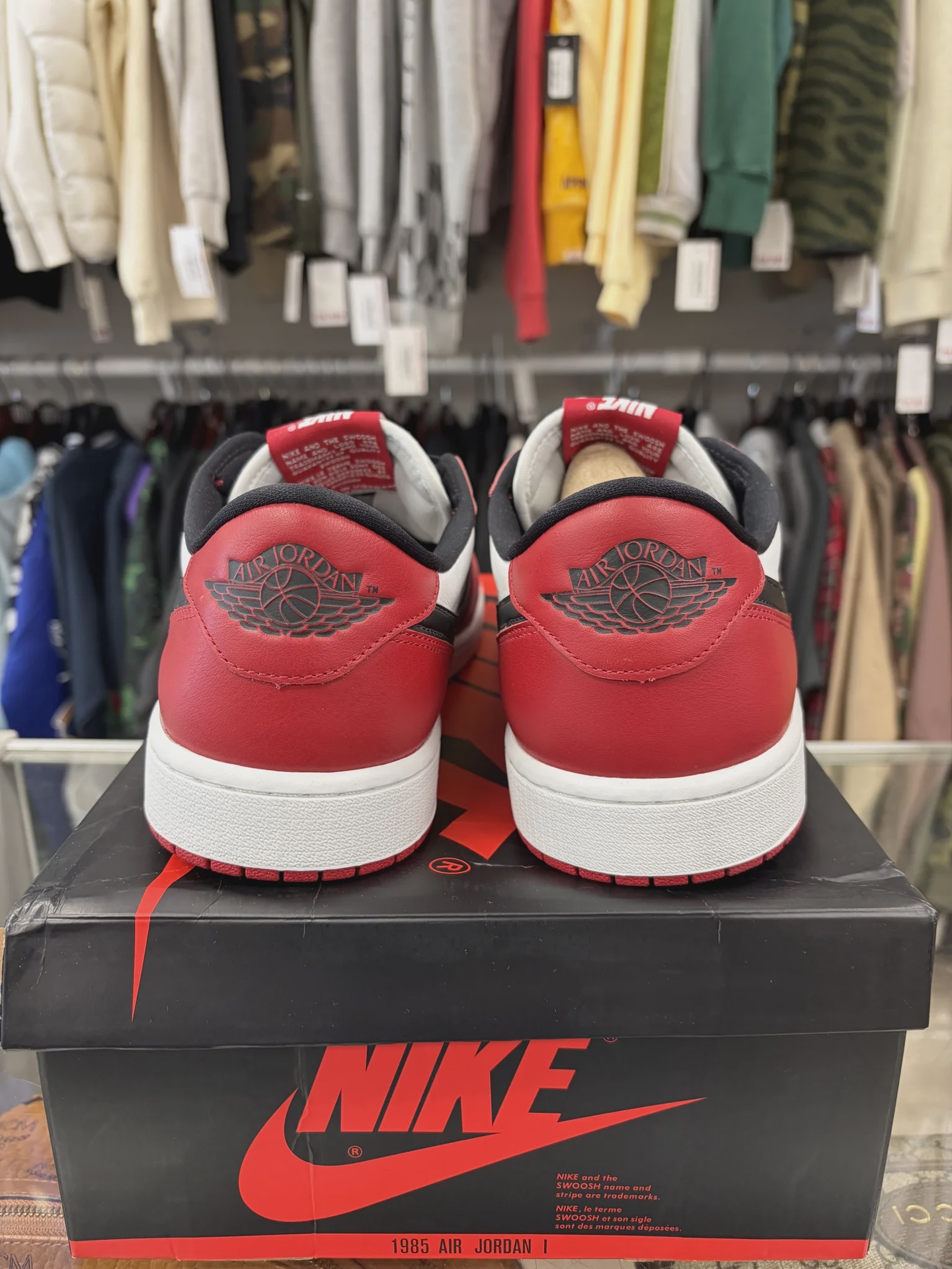 Air Jordan 1 Retro Low Original Chicago (2025) • Pre-Owned [2647] - photo 4
