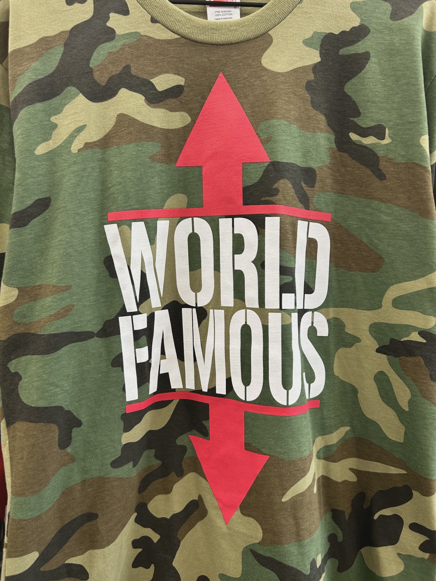 Supreme World Famous Camo Tee • Brand New [9383] 2