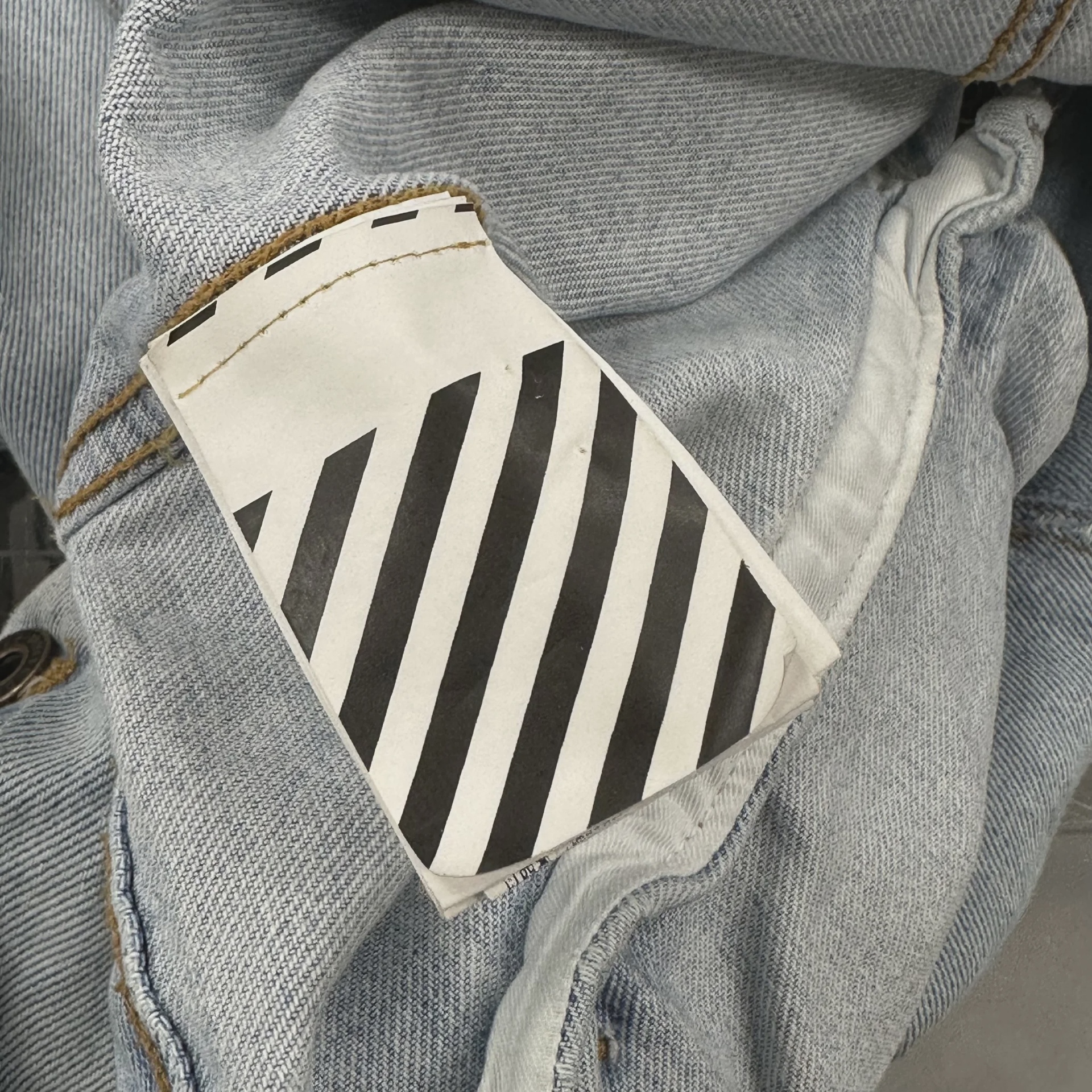 Off-White "Temperature" Denim Jacket • Pre-Owned [8353] - photo 7