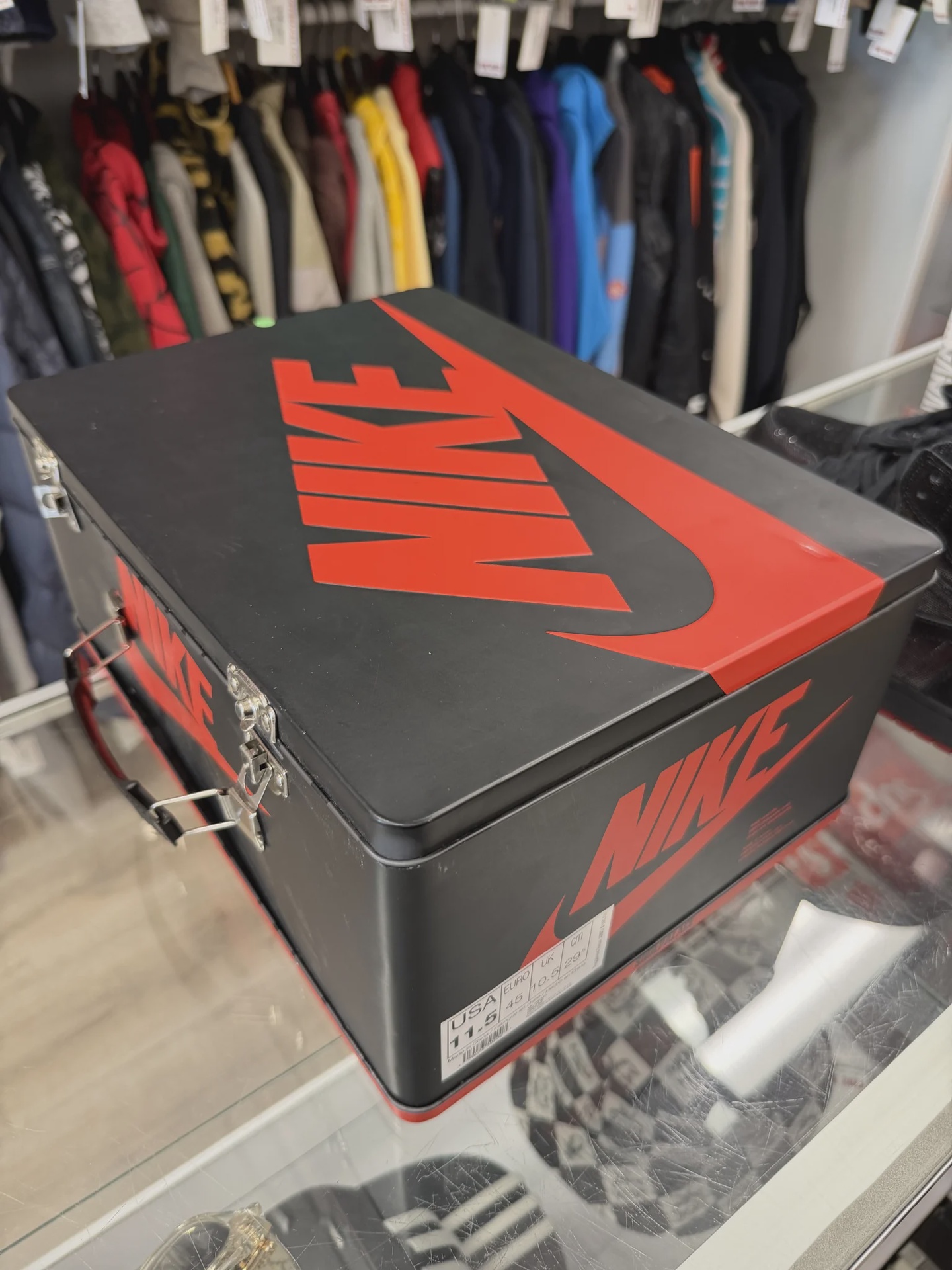 Air Jordan 1 Retro High SP Gina (Special Box) • Pre-Owned [6836] - photo 3