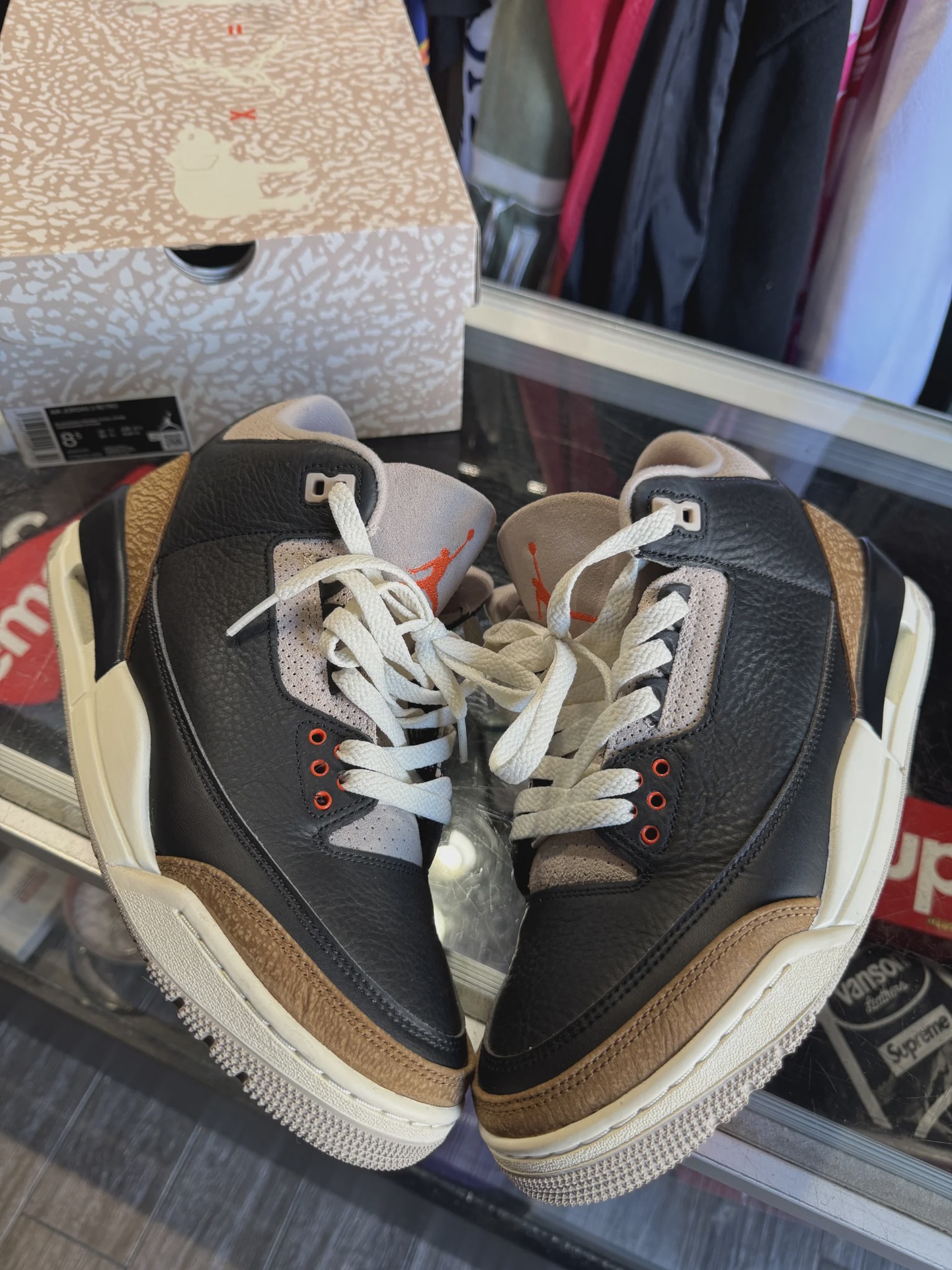 Air Jordan 3 Retro Desert Elephant • Pre-Owned [5420] - photo 1