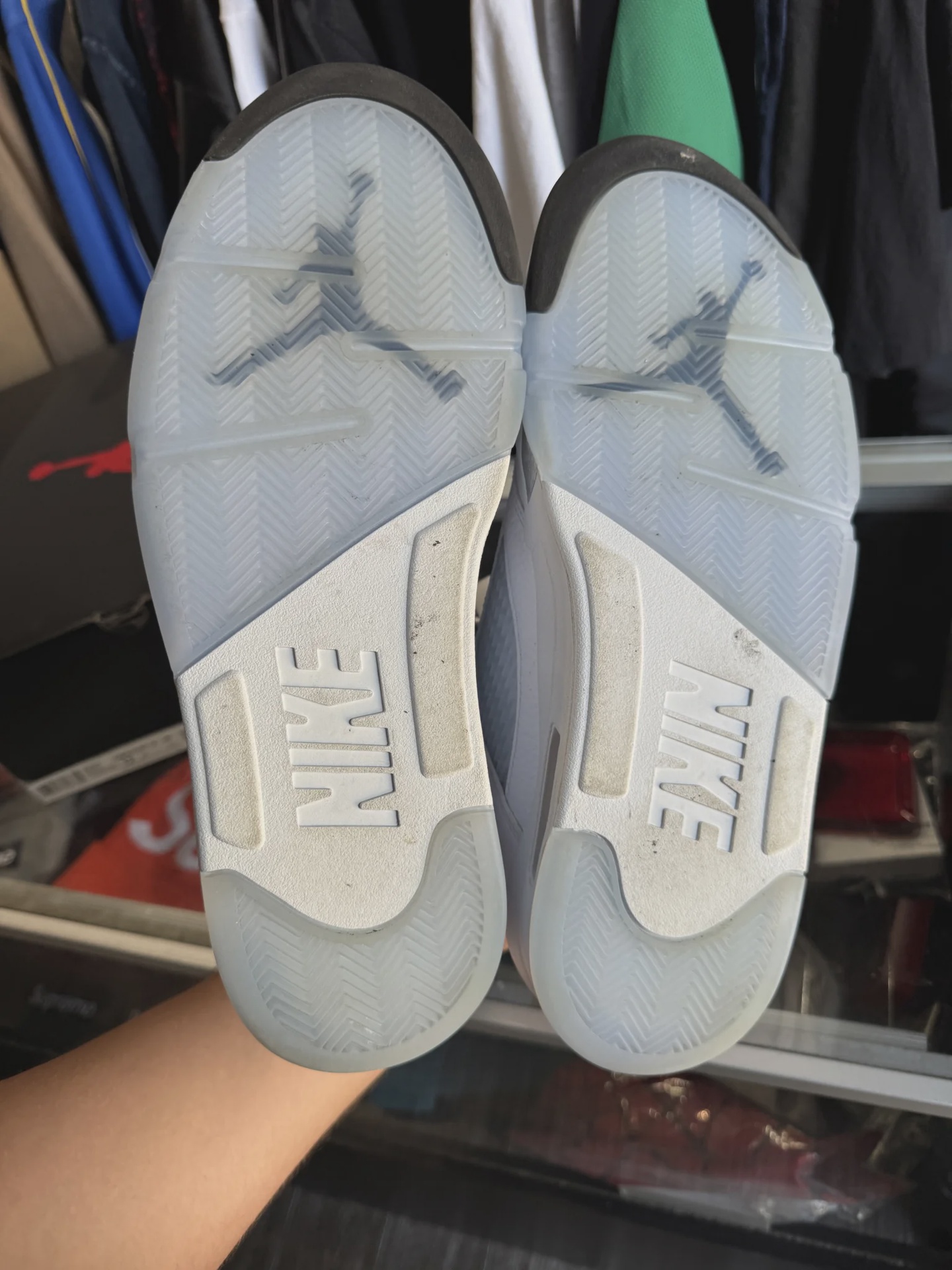 Air Jordan 5 Retro White Metallic (2026) • Pre-Owned [3755] - photo 4