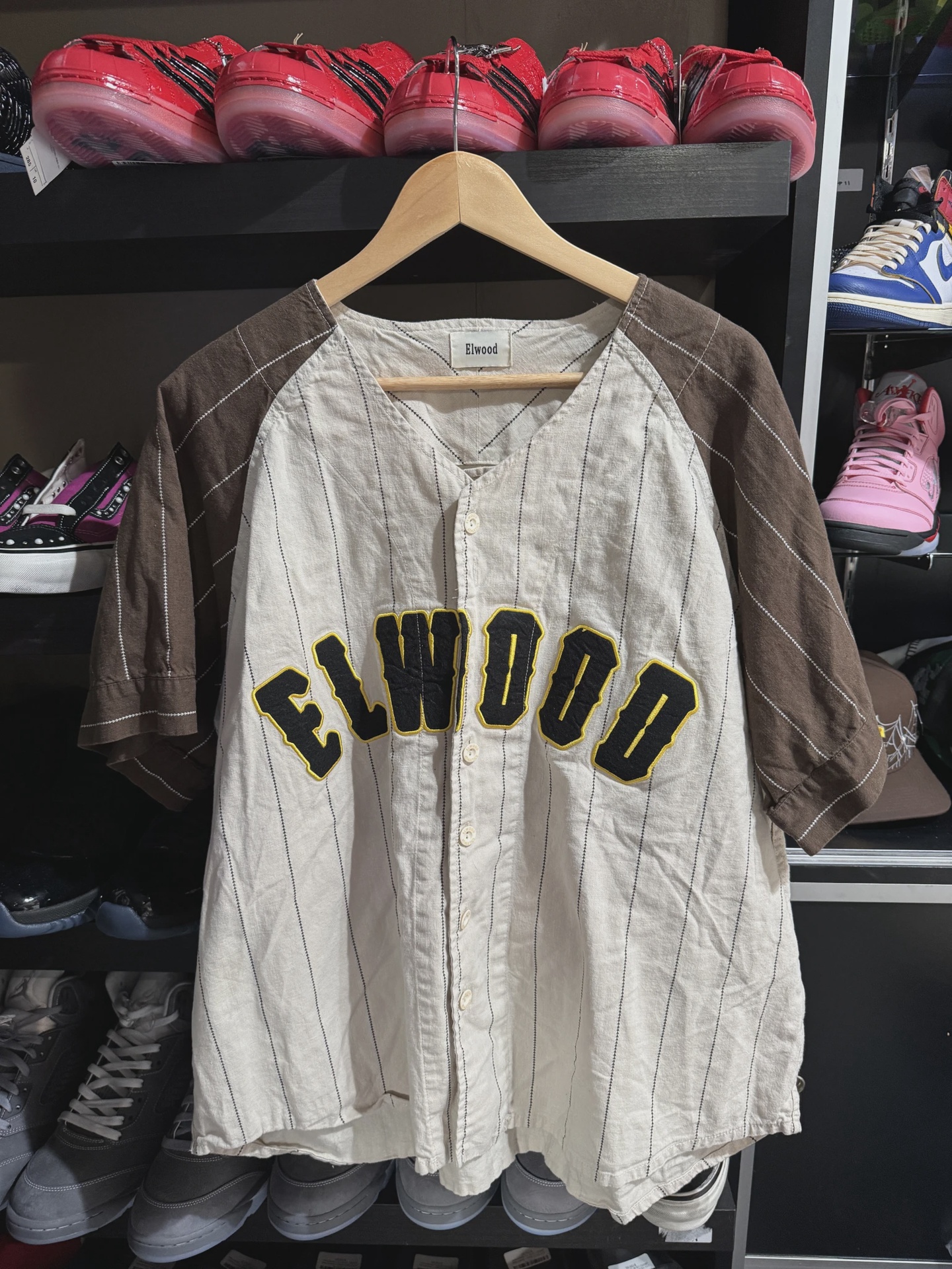Elwood Brown Gold Jersey size XL • Pre-Owned [5138]