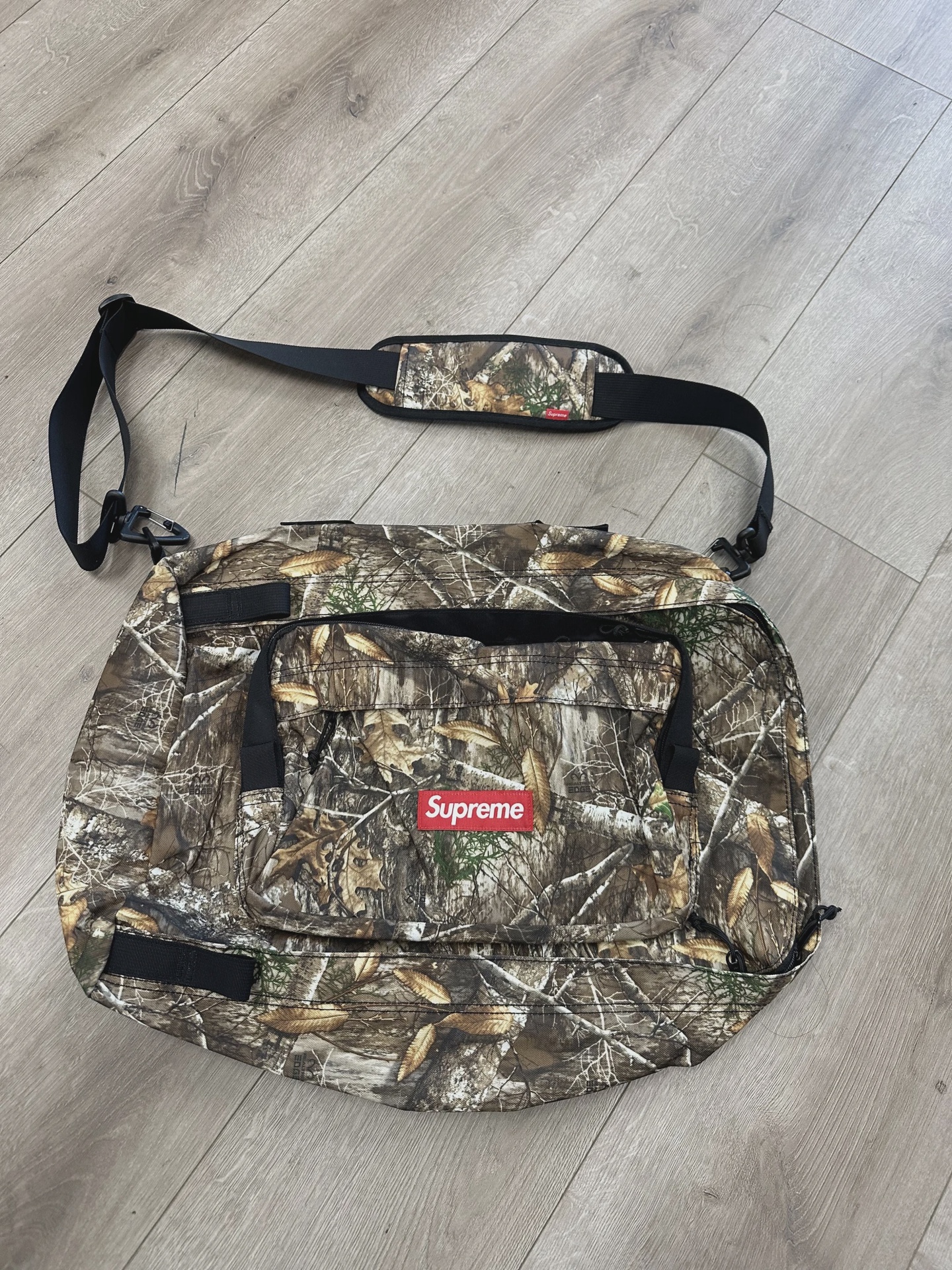 FW19 Supreme Real Tree Camo Box Logo Duffle Bag • Pre-Owned [2457]