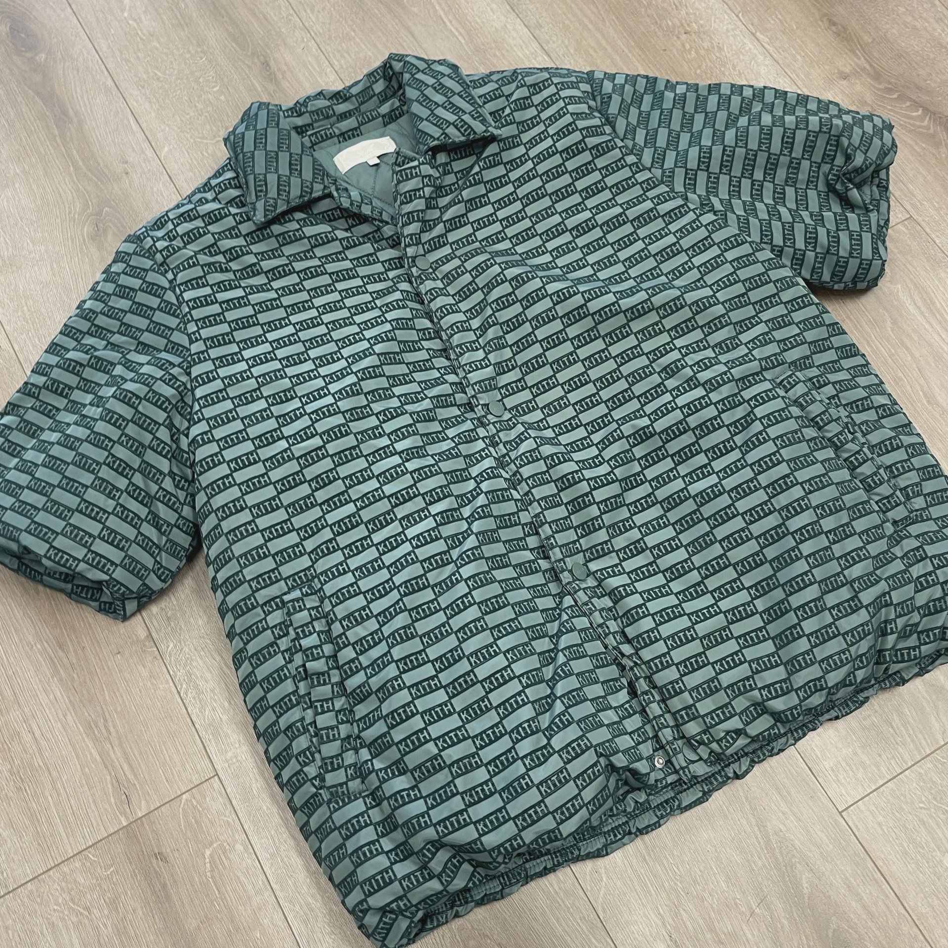Kith Flocked Monogram Puffed Devon Shirt • Pre-Owned [7115] 6