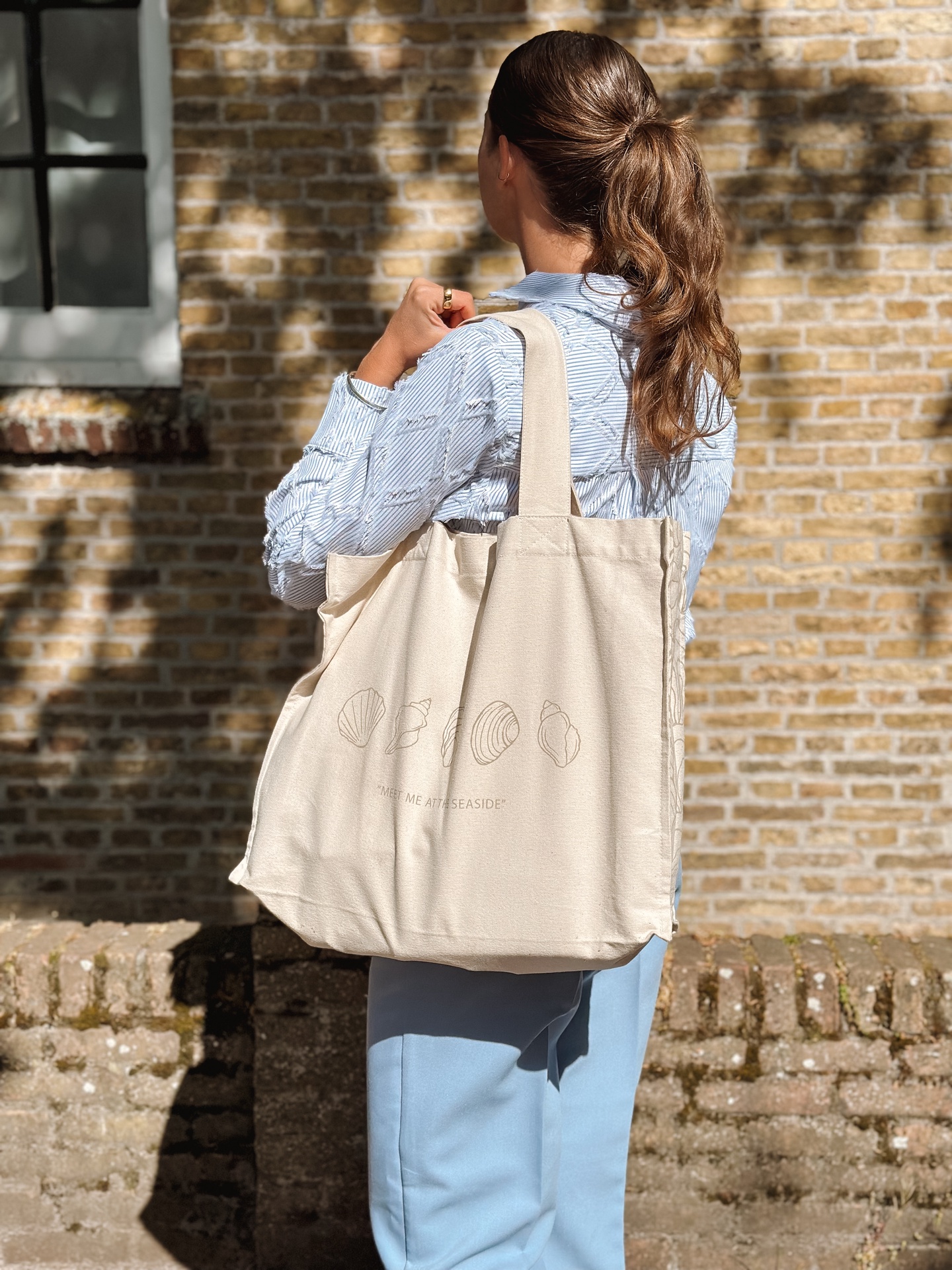 Luna x PLEK Shopper