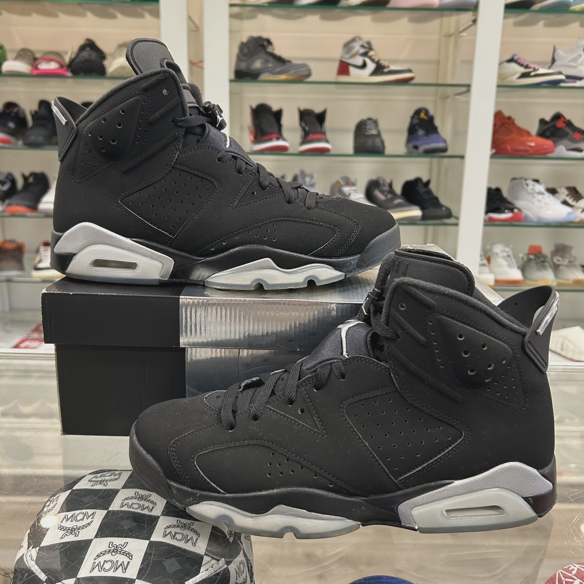 Air Jordan 6 Retro Chrome • Pre-Owned [7955] - photo 1
