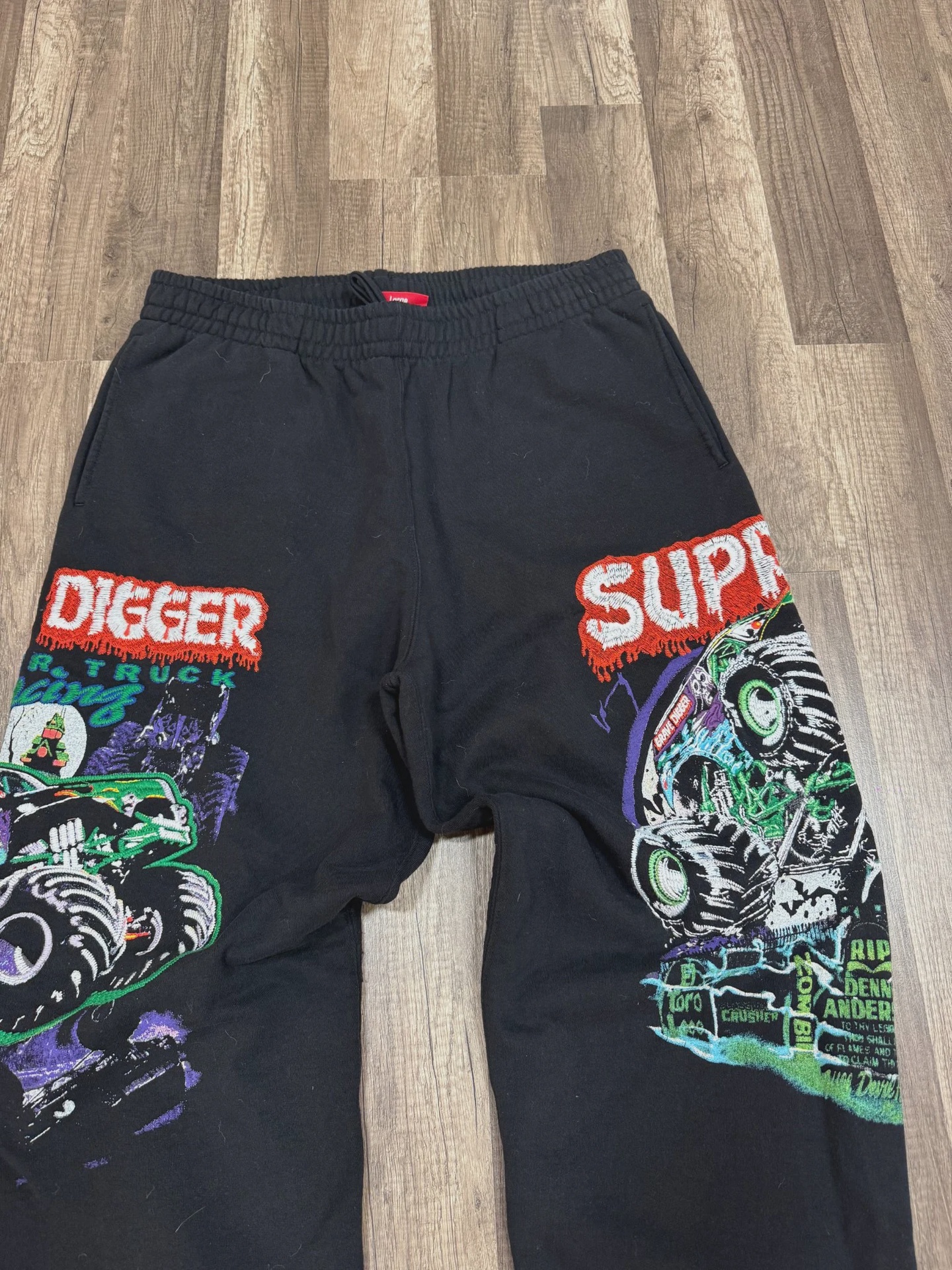 Supreme Grave Digger Sweatpants Black • Brand New [2983] - photo 2