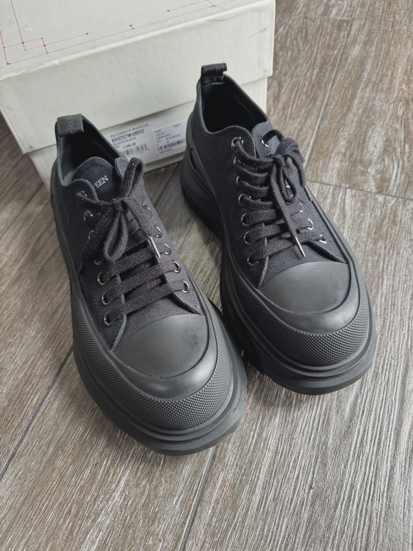 Alexander McQueen Black Low Boot  Sneaker • Pre-Owned [2963]
