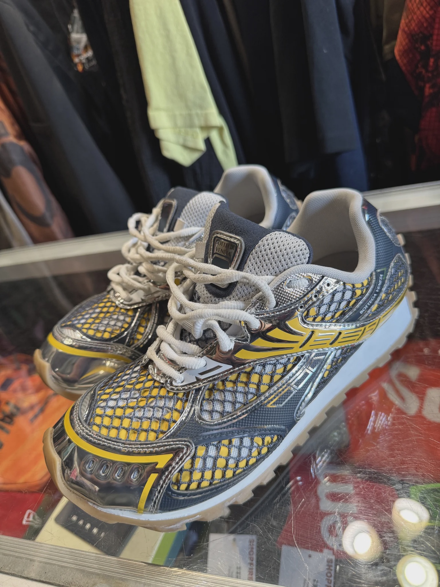 Bottega Veneta Orbit Sneaker (No Box) • Pre-Owned [1024] - photo 2