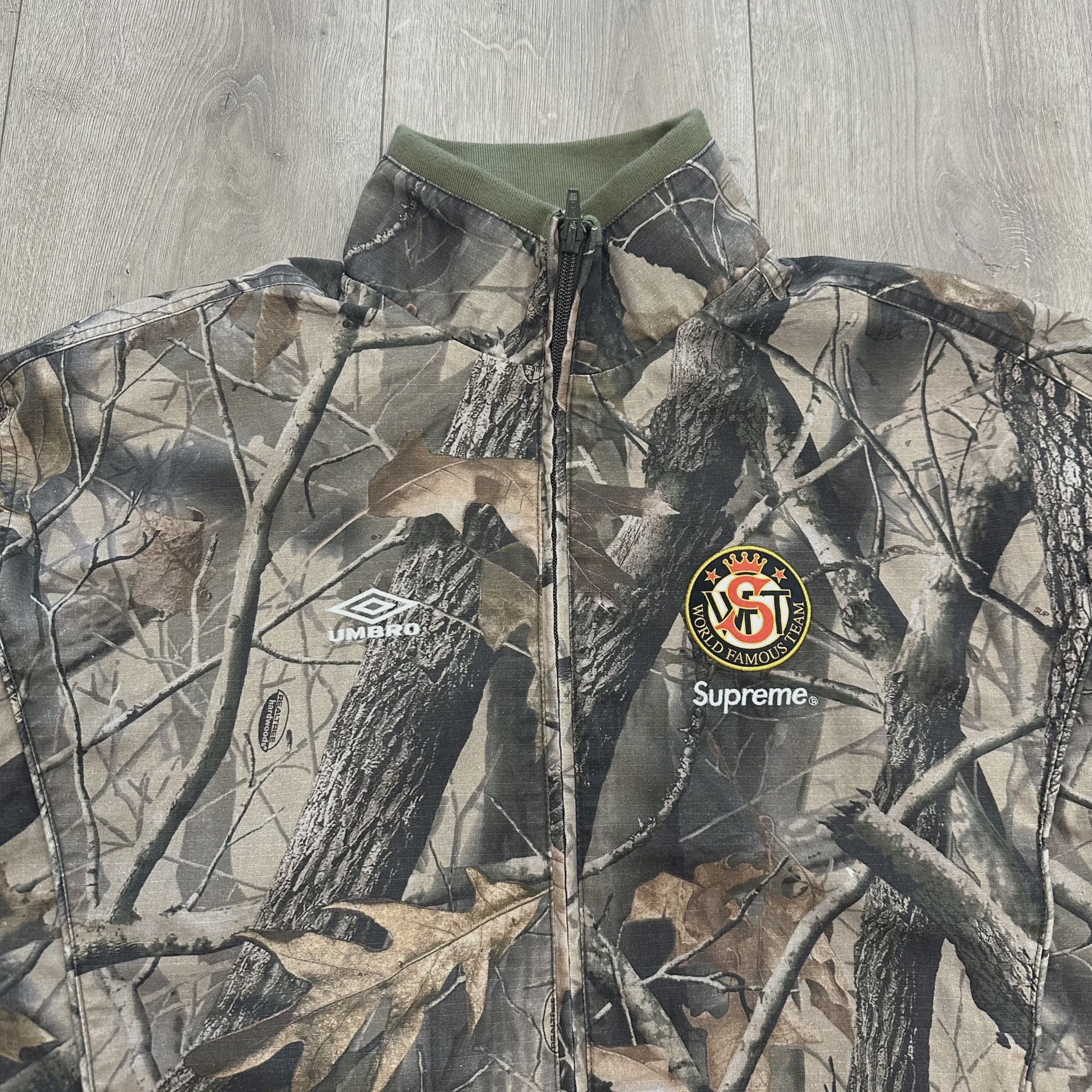 Supreme/Umbro Cotton Ripstop Track Jacket in Realtree Hardwoods Camo • Pre-Owned [3349] - photo 9
