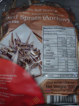 Golden Ball Headless Sprats 200g 