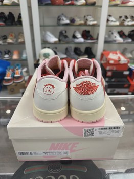 Air Jordan 1 Retro Low Original SP Travis Scott Sail Tropical Pink • Pre-Owned [6118] - view 3