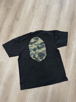 BAPE "1st Camo" Big Ape Head T-Shirt • Pre-Owned [9625] - view 2