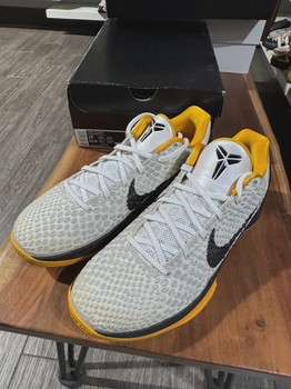 Kobe 6 Protro Playoff Pack White Del Sol • Pre-Owned [7821] - view 4