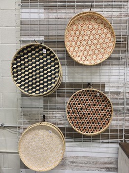 Woven table tray