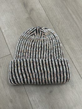FW20 Supreme Rainbow Knit Loose Gauge Beanie Black • Pre-Owned [5097] - view 2