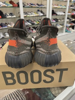 adidas Yeezy Boost 350 V2 Carbon Beluga • Pre-Owned [0841] - view 4