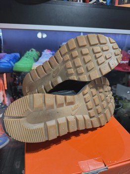 Nike Vaporwaffle sacai Black Gum • Pre-Owned [0276] - view 2