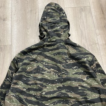 Supreme Camo Jacket - Pre-Owned - photo 2