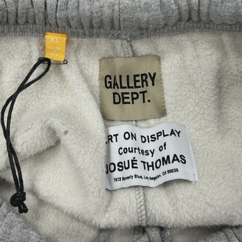 Gallery Dept. Painted Logo Flare Sweatpants in Heather Grey • Pre-Owned [1358] - view 7