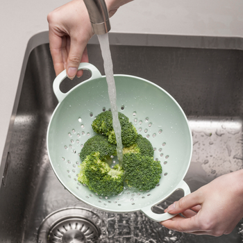 MELAMINE MEDIUM COLANDER - SAGE GREEN