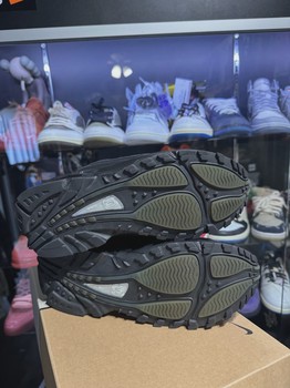 Nike Hot Step Air Terra Drake NOCTA Triple Black • Pre-Owned [2264] - view 2