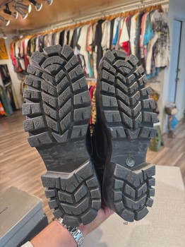 Balenciaga Rhino Boots • Pre-Owned [9754] - view 5
