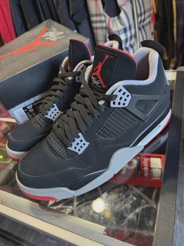 Air Jordan 4 Retro Black Red (2019) • Pre-Owned [6479] - view 2
