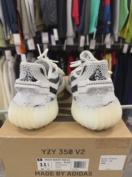 adidas Yeezy Boost 350 V2 Zebra • Pre-Owned [0917] - view 3