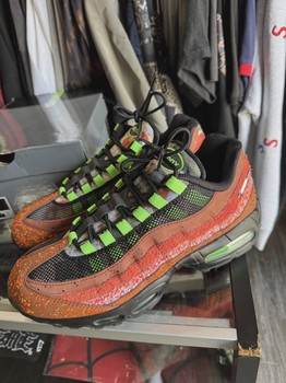 Nike Air Max 95 Big Bubble Family Reunion Hong Kong • Pre-Owned [7170] - view 2