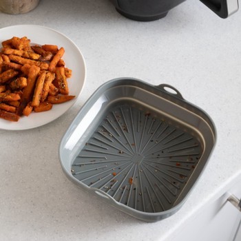 COLLAPSIBLE AIR FRYER LINER - 22CM X 22CM