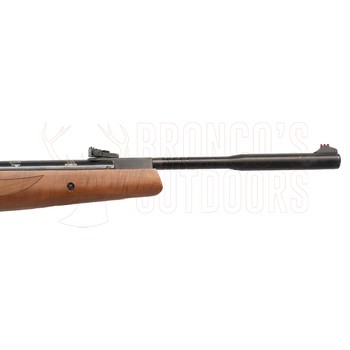 Hatsan M135QE Walnut .25 Cal Air Rifle with Adjustable Comb