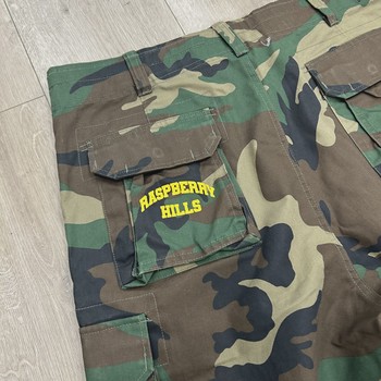GV Gallery camo-print cargo shorts • Pre-Owned [8571] - view 2