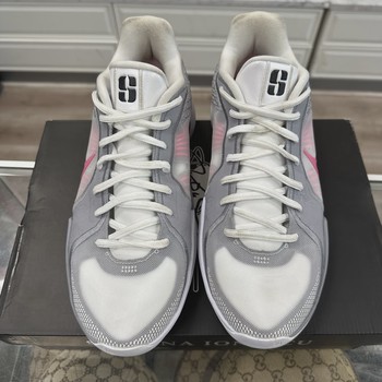 Nike Sabrina 2 Lily (Women's) • Pre-Owned [2481] - view 5
