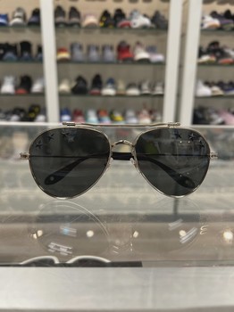 Givenchy Black - view 3