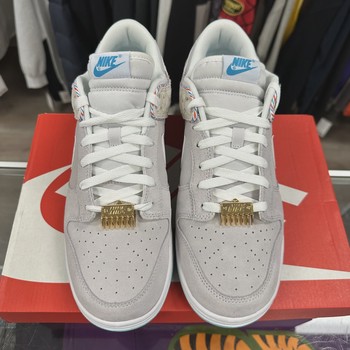 Nike Dunk Low SE Barber Shop Grey • Pre-Owned [7435] - view 4