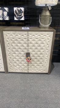 Chatfield accent console