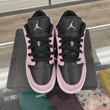 Jordan 1 Low Light Arctic Pink (Grade School) • Pre-Owned [6195] - view 2