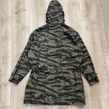 Supreme Camo Jacket - Pre-Owned - photo 3