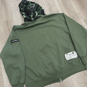 Undefeated Bape zip up • Pre-Owned [4581] - view 3