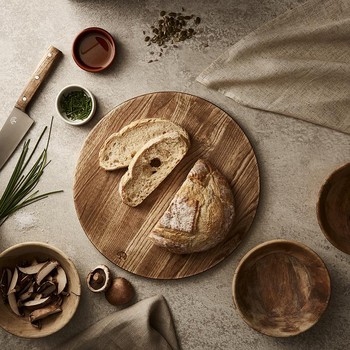 BARBARY & OAK - HOXTON VINTAGE ASH WOOD ROUND CHOPPING BOARD