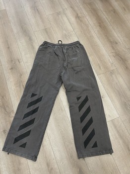 Off-White c/o Virgil Abloh Over-Sized Fleece Sweatpants • Pre-Owned [4618] - view 4