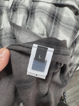 Stamped Flannel LS Button Up  • Pre-Owned [2942] - view 3