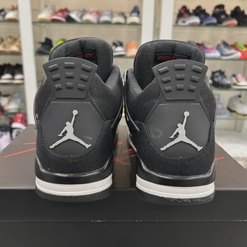 Air Jordan 4 Retro SE Black Canvas • Pre-Owned [7349] - view 4