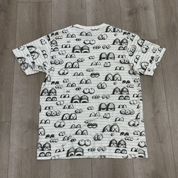 Kaws Sesame Street Tee • Pre-Owned [2170] - view 2