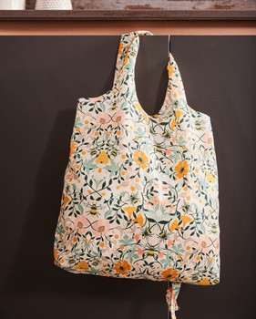 BEE BLOOM PACKABLE BAG
