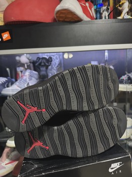 Jordan 10 Retro Shadow (2018) • Pre-Owned [2420] - view 2